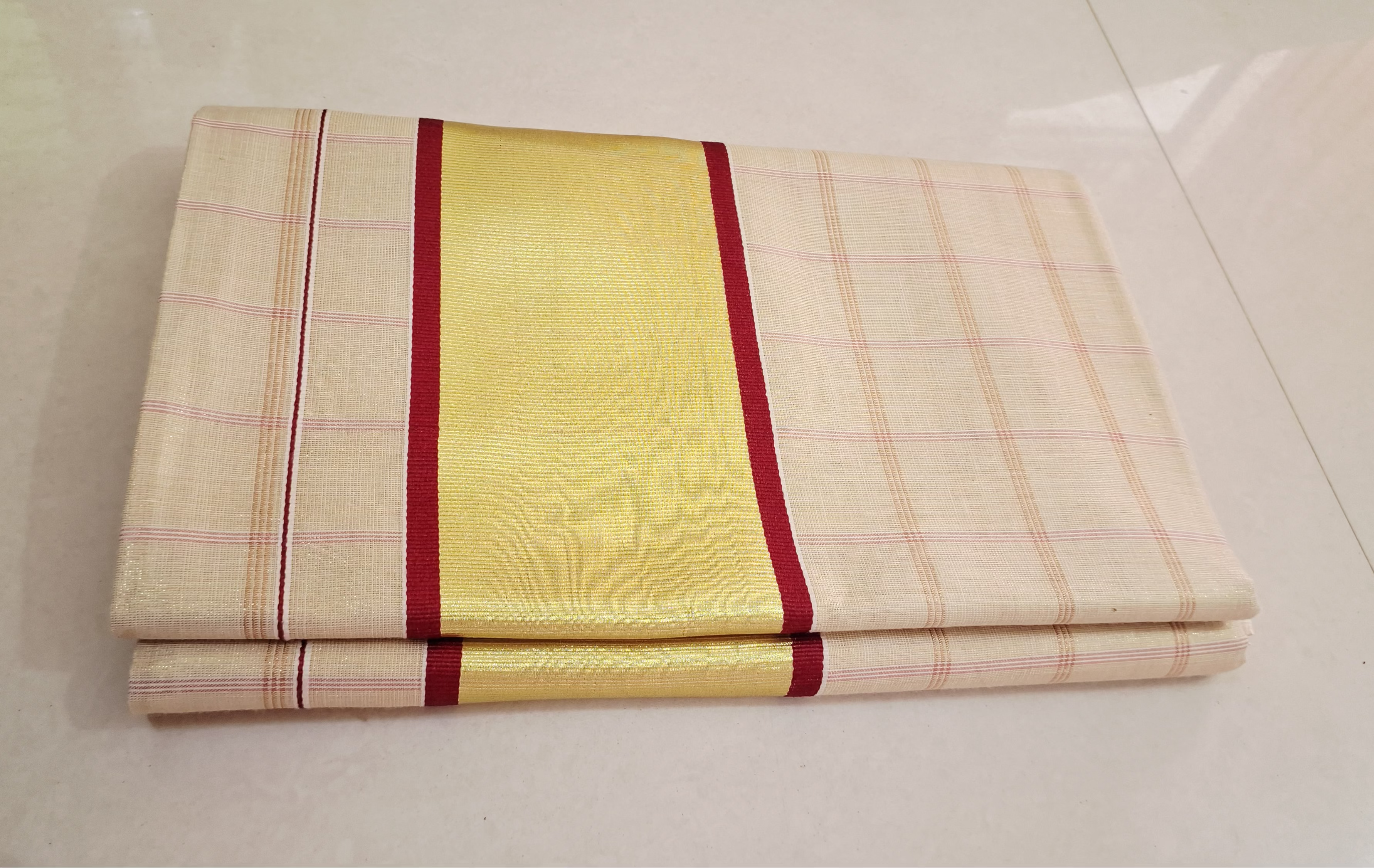 Kerala Tissue Check Saree
